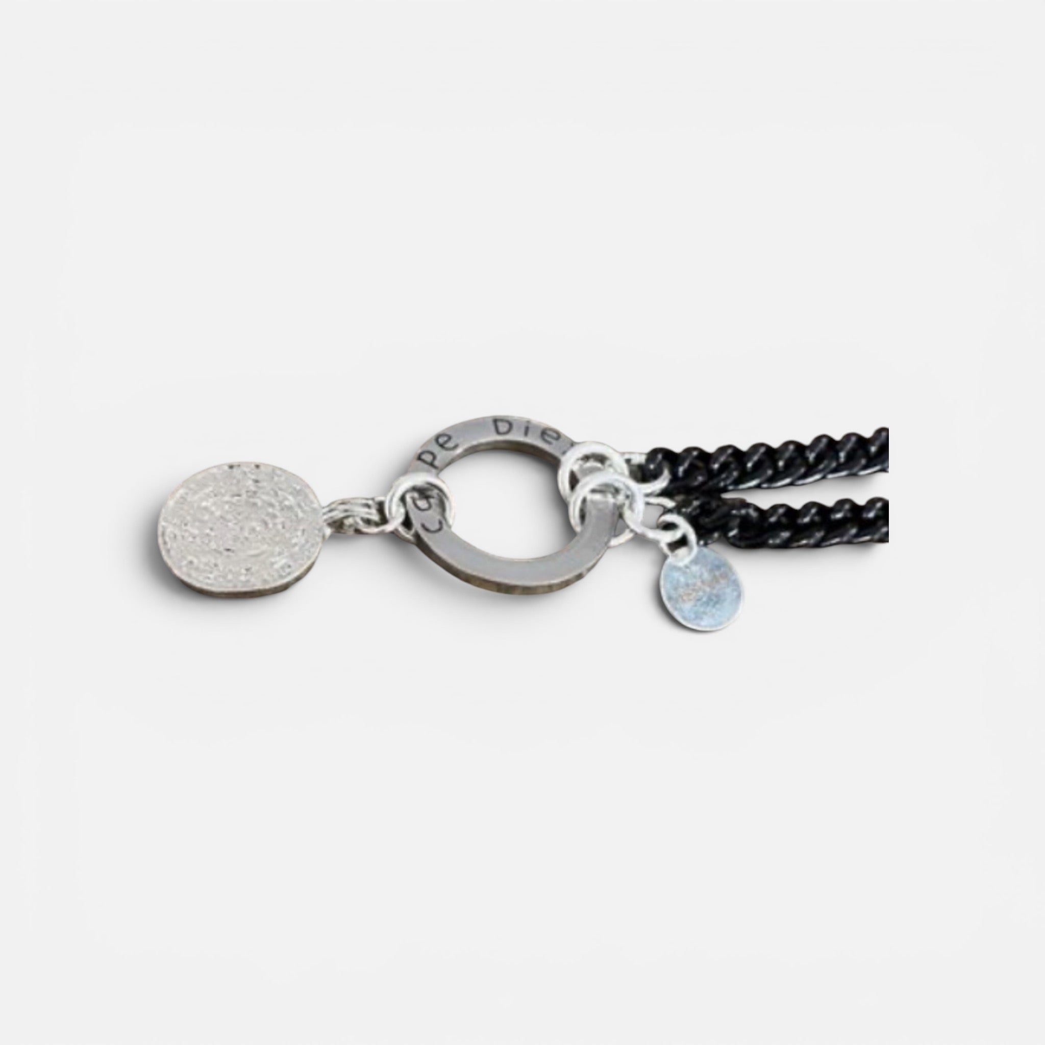 Schwarze Erbskette mit Carpe Diem Ring und Osmanische Münze