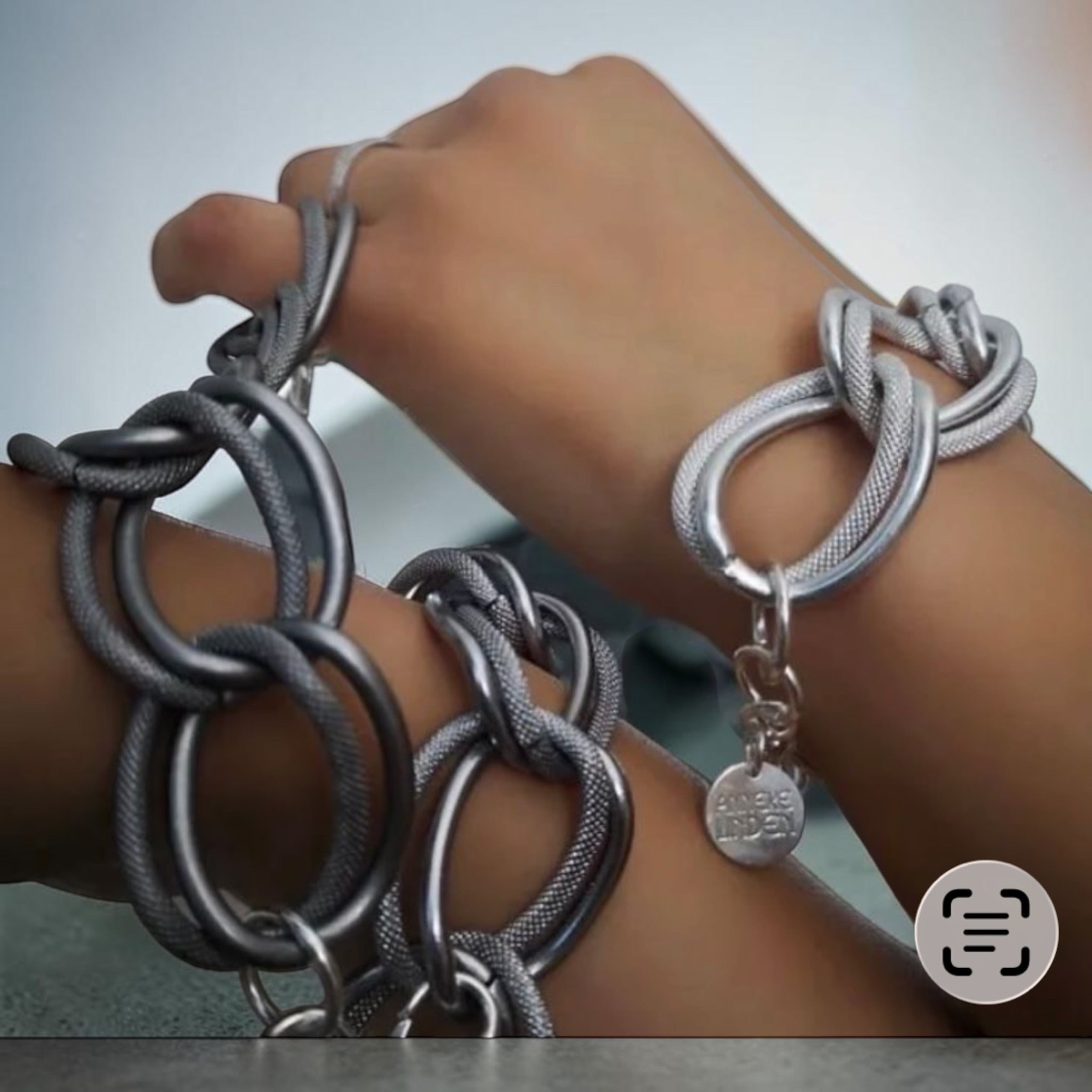 Donatella - Silbernes Aluminium Armband