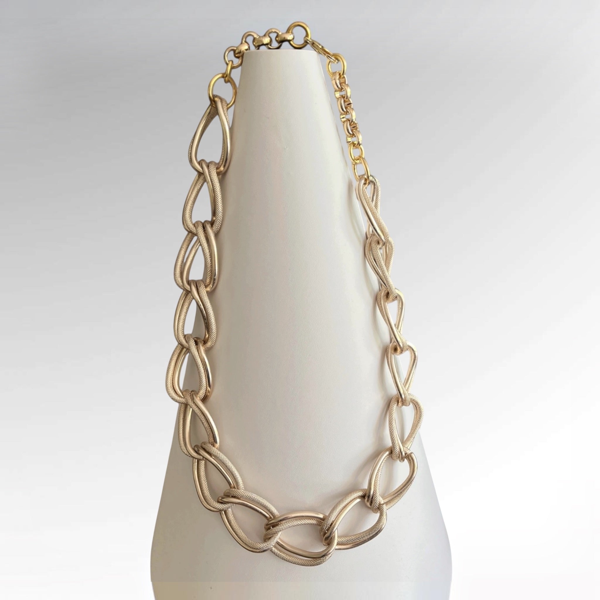 Donatella - Silberne Aluminium Halskette